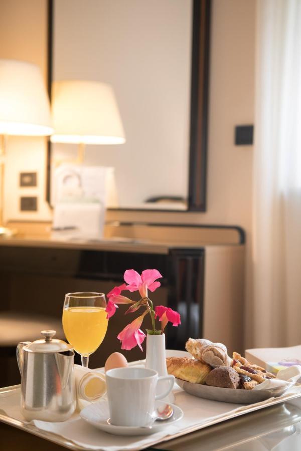 Park Hotel Ai Cappuccini Gubbio Zewnętrze zdjęcie