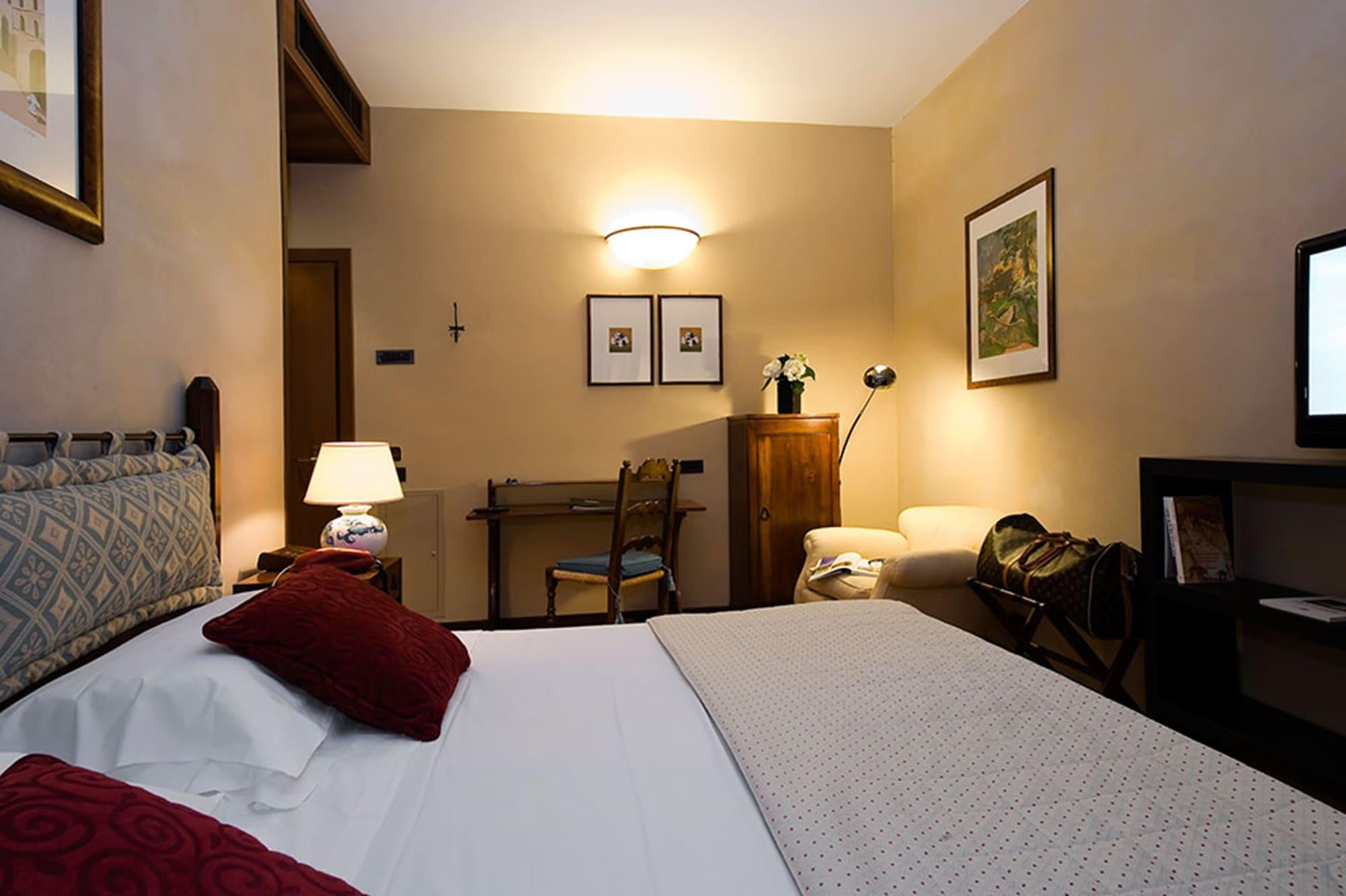 Park Hotel Ai Cappuccini Gubbio Zewnętrze zdjęcie