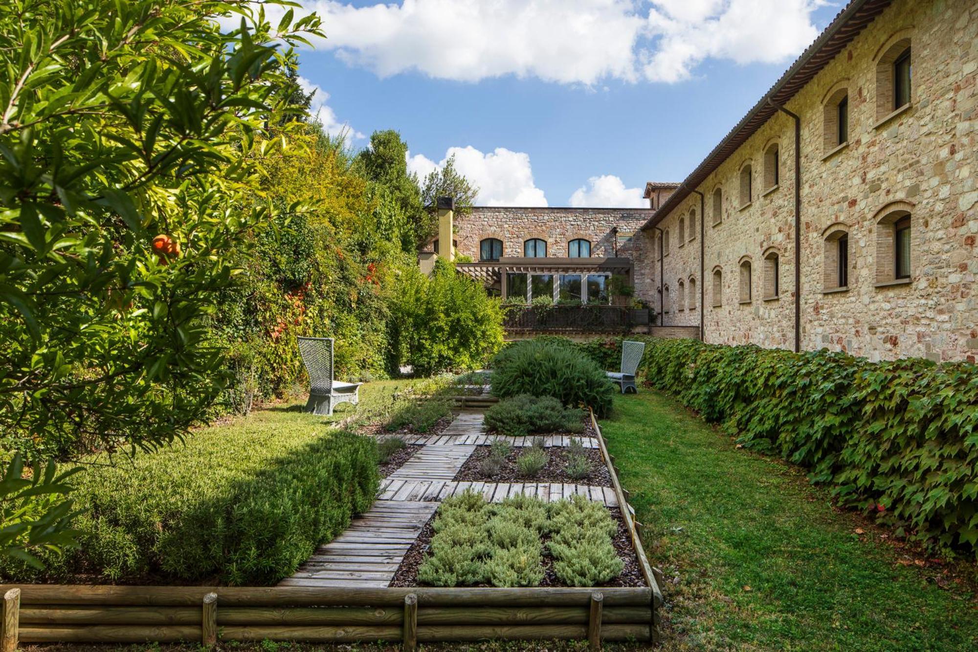 Park Hotel Ai Cappuccini Gubbio Zewnętrze zdjęcie